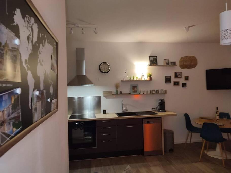 Appartement Cosy Au Pied Des Halles,Le Rossini Ναρμπόν Εξωτερικό φωτογραφία